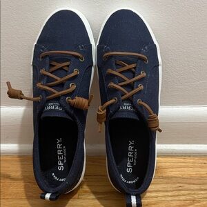 Sperry Men's Dark Blue Sneakers with Brown Laces